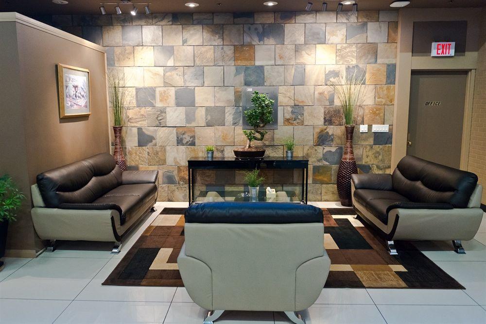 Coliseum Inn Edmonton Ngoại thất bức ảnh